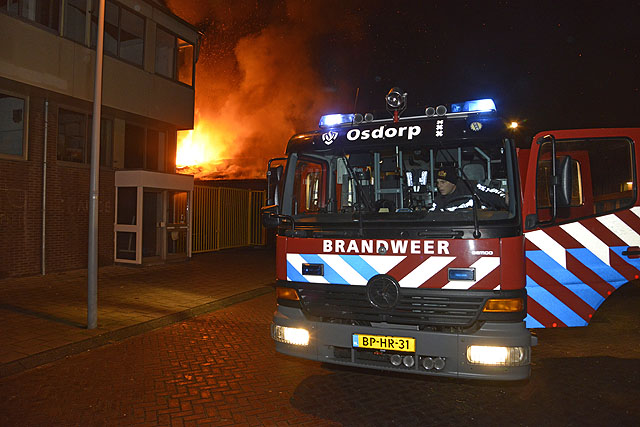 2012/272/GB 20121205 001 Zeer grote brand Langsom Amsterdam.jpg